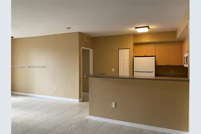 8060 N Nob Hill Rd #203, Tamarac, FL 33321 - Photo 5