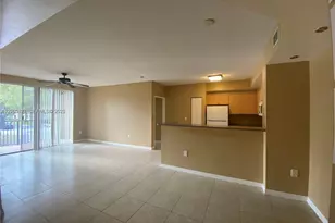 8060 N Nob Hill Rd, Tamarac, FL 33321 - Photo 7