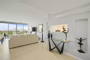 20281 E Country Club Dr, Aventura, FL 33180 - Photo 43