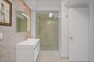 20281 E Country Club Dr, Aventura, FL 33180 - Photo 31