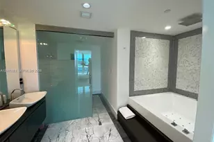200 Biscayne Blvd Way, Miami, FL 33131 - Photo 15