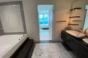 200 Biscayne Blvd Way, Miami, FL 33131 - Photo 17