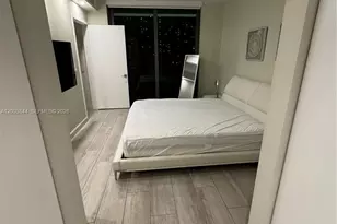 55 SW 9th St, Miami, FL 33130 - Photo 3