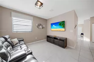 2623 SE 11th St, Homestead, FL 33035 - Photo 13
