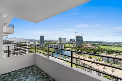 600 Three Islands Blvd #1707, Hallandale Beach, FL 33009 - Photo 3