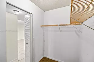 600 Three Islands Boulevard, Hallandale Beach, FL 33009 - Photo 15