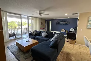 801 Palm Trail, Delray Beach, FL 33483 - Photo 11