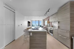 650 NE 32nd St, Miami, FL 33137 - Photo 7