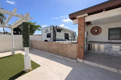 5521 SW 132nd Ave, Miami, FL 33175 - Photo 23