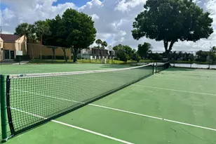 9251 NW 14th Ct, Pembroke Pines, FL 33024 - Photo 37