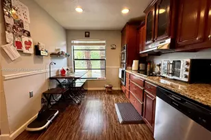 9251 NW 14th Ct, Pembroke Pines, FL 33024 - Photo 7