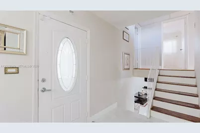 1300 NE 204th St #1300, Miami, FL 33179 - Photo 21