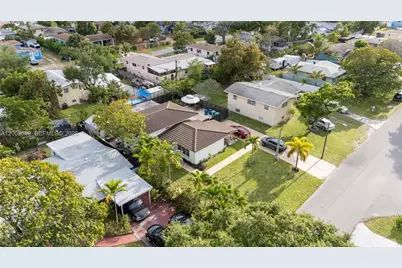 1300 NE 204th St #1300, Miami, FL 33179 - Photo 51