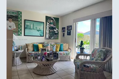 6061 SW 128th Ct, Miami, FL 33183 - Photo 7