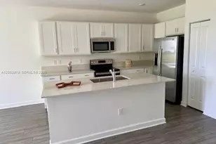 868 SE grovebush Ln, Port Saint Lucie, FL 34984 - Photo 11