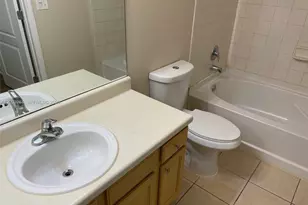 6001 SW 70th St, South Miami, FL 33143 - Photo 9