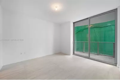 77 SE 5th Street #3005, Miami, FL 33131 - Photo 11
