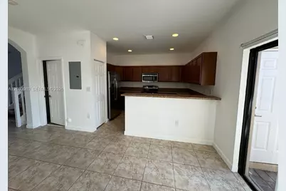 648 SE 32nd Ave #648, Homestead, FL 33033 - Photo 11