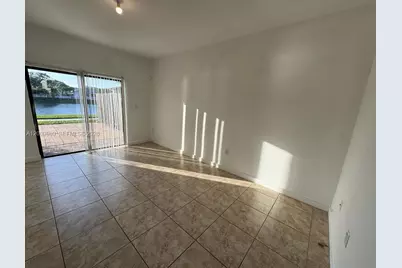 648 SE 32nd Ave #648, Homestead, FL 33033 - Photo 7