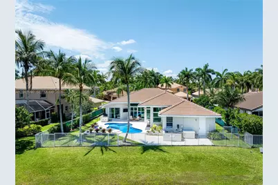 1776 Victoria Pointe Cir, Weston, FL 33327 - Photo 29