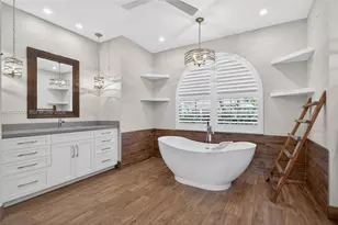 1776 Victoria Pointe Cir, Weston, FL 33327 - Photo 19