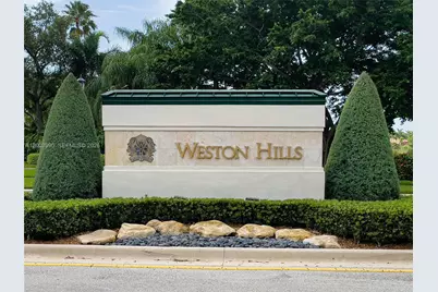 1776 Victoria Pointe Cir, Weston, FL 33327 - Photo 39