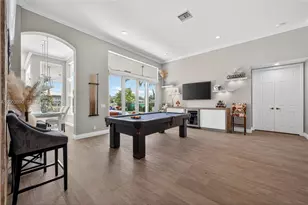 1776 Victoria Pointe Cir, Weston, FL 33327 - Photo 5