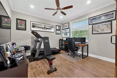 1776 Victoria Pointe Cir, Weston, FL 33327 - Photo 27
