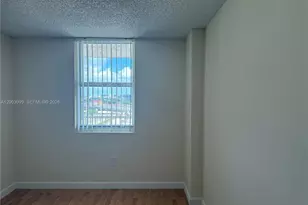 915 NW 1st Ave, Miami, FL 33136 - Photo 7