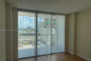 915 NW 1st Ave, Miami, FL 33136 - Photo 9