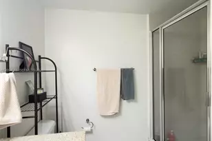 185 SW 7th St, Miami, FL 33130 - Photo 13