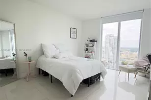 185 SW 7th St, Miami, FL 33130 - Photo 15