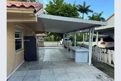 7599 W 4th Ct, Hialeah, FL 33014 - Photo 9