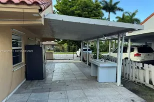 7599 W 4th Ct, Hialeah, FL 33014 - Photo 9