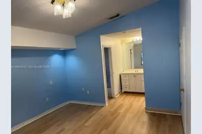 7599 W 4th Ct, Hialeah, FL 33014 - Photo 25