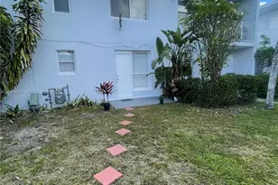 1255 W 49th Pl, Hialeah, FL 33012 - Photo 13