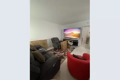 1255 W 49th Pl #E102, Hialeah, FL 33012 - Photo 3