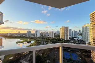 20185 E Country Club Dr, Aventura, FL 33180 - Photo 13
