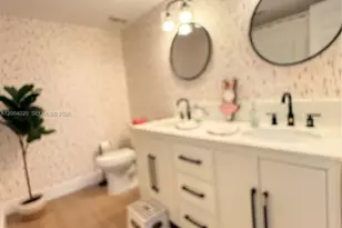 20185 E Country Club Dr, Aventura, FL 33180 - Photo 39