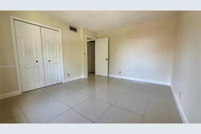 16210 Laurel Dr #203, Weston, FL 33326 - Photo 11