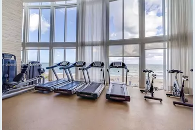 16001 Collins Ave #406, Sunny Isles Beach, FL 33160 - Photo 27