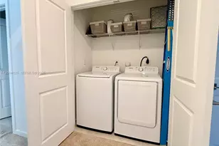 487 NE 5th St, Florida City, FL 33034 - Photo 11