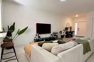 487 NE 5th St, Florida City, FL 33034 - Photo 3