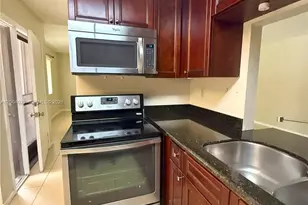 7029 Marlberry Ln, Tamarac, FL 33321 - Photo 17