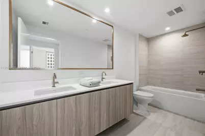 77 SE 5th Street #2614, Miami, FL 33131 - Photo 13