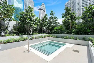 77 SE 5th Street #2614, Miami, FL 33131 - Photo 15