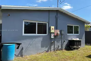 1440 NE 174th St, North Miami Beach, FL 33162 - Photo 27