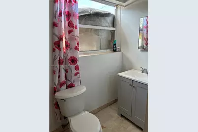 1440 NE 174th St, North Miami Beach, FL 33162 - Photo 43