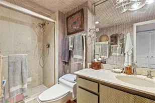 1800 NE 114th St, Miami, FL 33181 - Photo 21