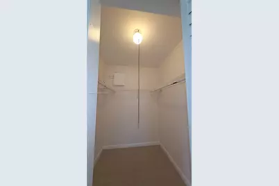 670 NE 179th Ter, Miami, FL 33162 - Photo 9